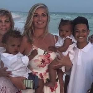 Meet your Posher, Caroline